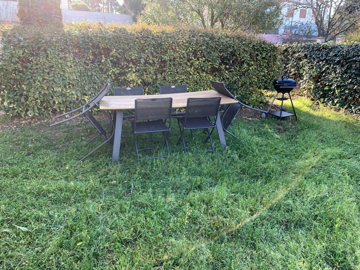 Gignac - Superbe Cocon Independant Avec Balneo Et Jardin Appartement Buitenkant foto